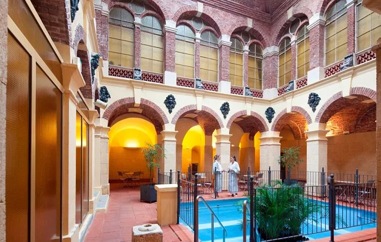 Thermes d'amelie les bains proche aloha camping club